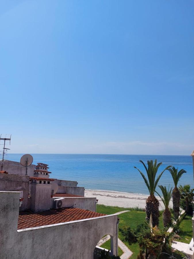 Apartment In Siviri Sea View Exterior photo