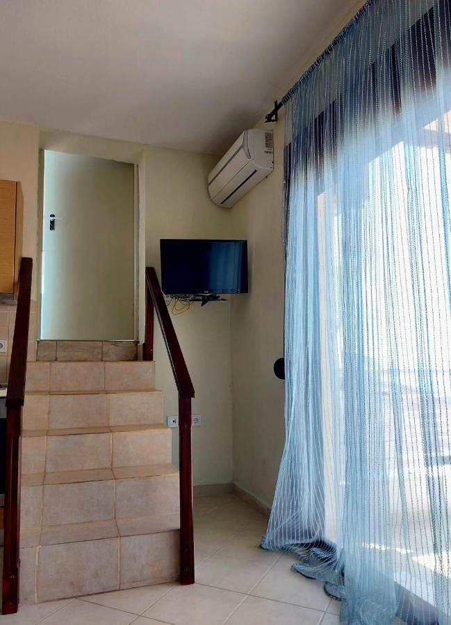 Apartment In Siviri Sea View Exterior photo